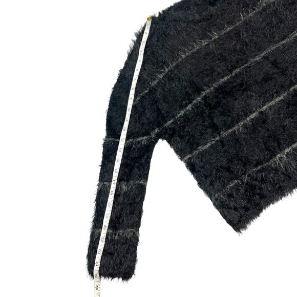 Rusty Eyelash Sweater Black Striped Fuzzy Knit Crew Neck Cropped Women's 10 - Picture 8 of 11